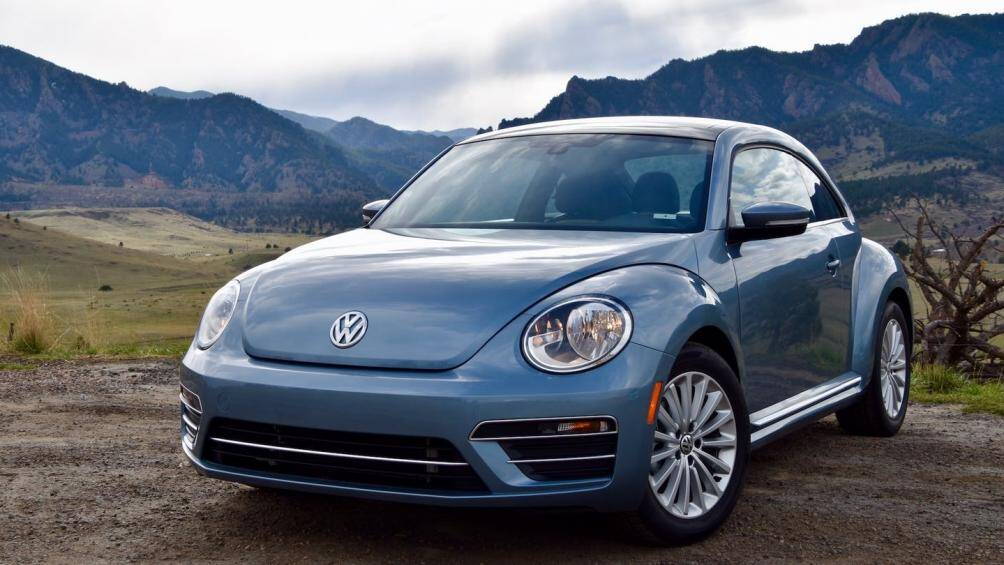 Volkswagen Beetle: Chú bọ tới từ nước Đức đã qua thời kỳ đỉnh cao và lời tạm biệt của Volkswagen kéo dài nhiều năm nay cũng đã chính thức kết thúc