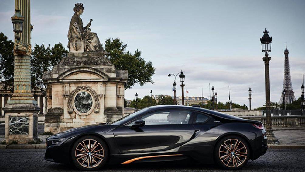 6. BMW I8 Ultimate Sophisto Edition: Không thêm công suất hay công nghệ mới nào được cập nhật, MW I8 Ultimate Sophisto Edition chỉ đơn giản là có thêm màu mới