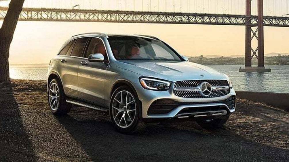 9. Mercedes-Benz GLC 2020 (giá khởi điểm: 43.500 USD)