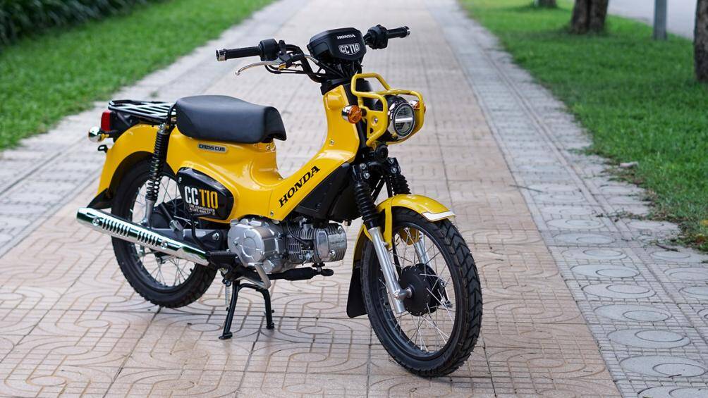 Tại thị trường Nhật Bản, Honda Cross Cub 2018 có giá bán 232.200 yên (48,28 triệu đồng) cho bản 50 cc và 275.400 yên (57,32 triệu đồng) cho bản 110 cc