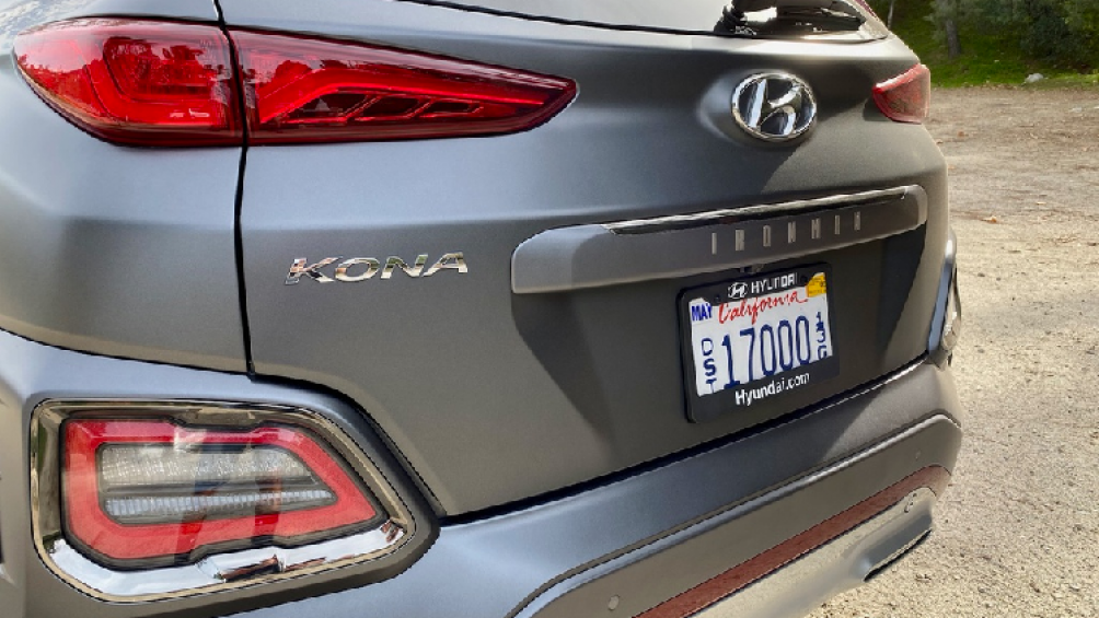 Hyundai Kona phiên bản đặc biệt được trang bị động cơ 4 xy-lanh tăng áp 1.6L, sản sinh công suất 175 mã lực và mô-men xoắn cực đại 264 Nm