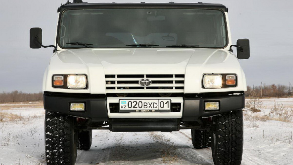 Để tìm ra một chiếc Toyota Mega Cruiser là chuyện không hề dễ. Để mua nó còn khó hơn