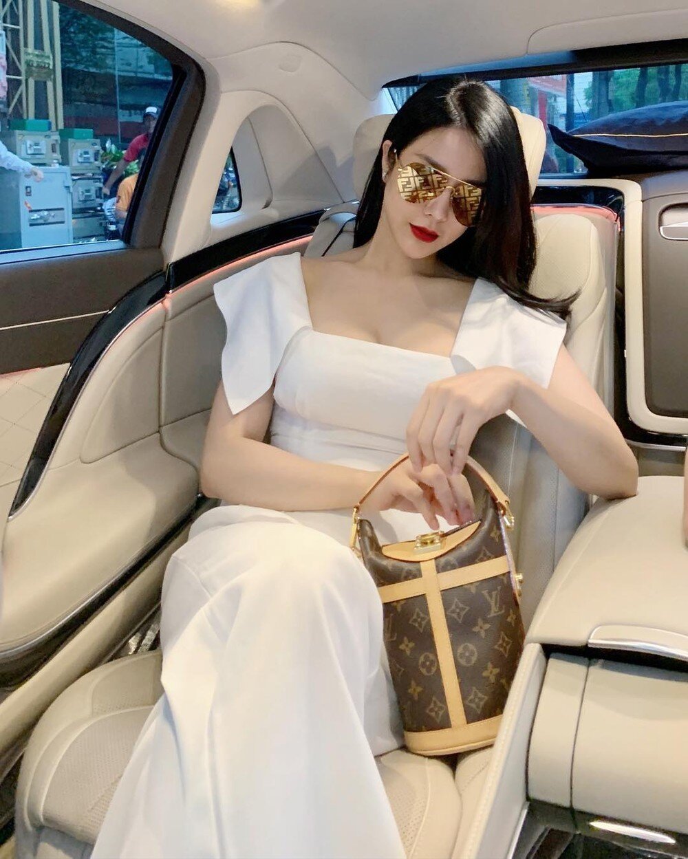 McLaren 650S Spider được trang bị động cơ V8, tăng áp kép, dung tích 3.8 lít, sản sinh công suất tối đa 641 mã lực tại vòng tua máy 7.250 vòng/phút