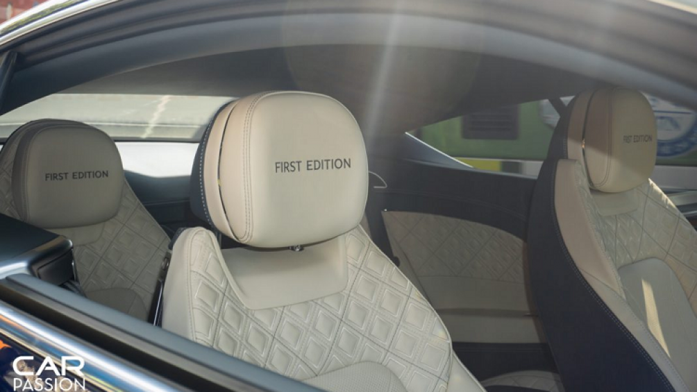 Tuy nhận được nhiều sự thay đổi lớn về mặt ngoại thất, Continental GT First Edition không có nhiều sự xáo trộn ở các thông số kĩ thuật