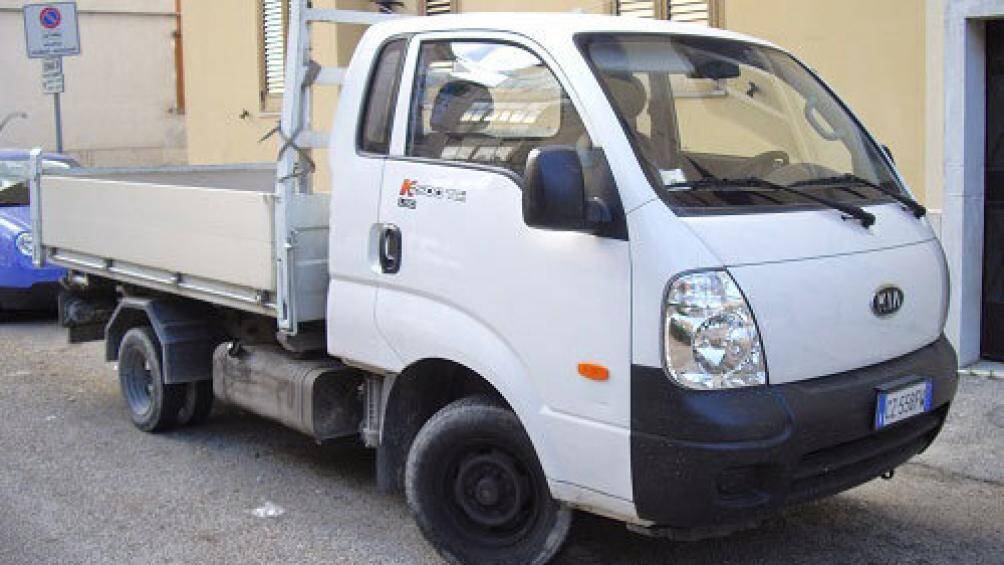 6. Kia Bongo (doanh số: 4.319 chiếc)