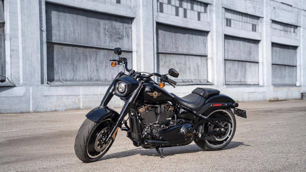 Dòng mô tô cruiser Harley-Davidson Fat Boy vừa có thêm phiên bản kỷ niệm 30 năm mang tên Harley-Davidson Fat Boy 30th Anniversary