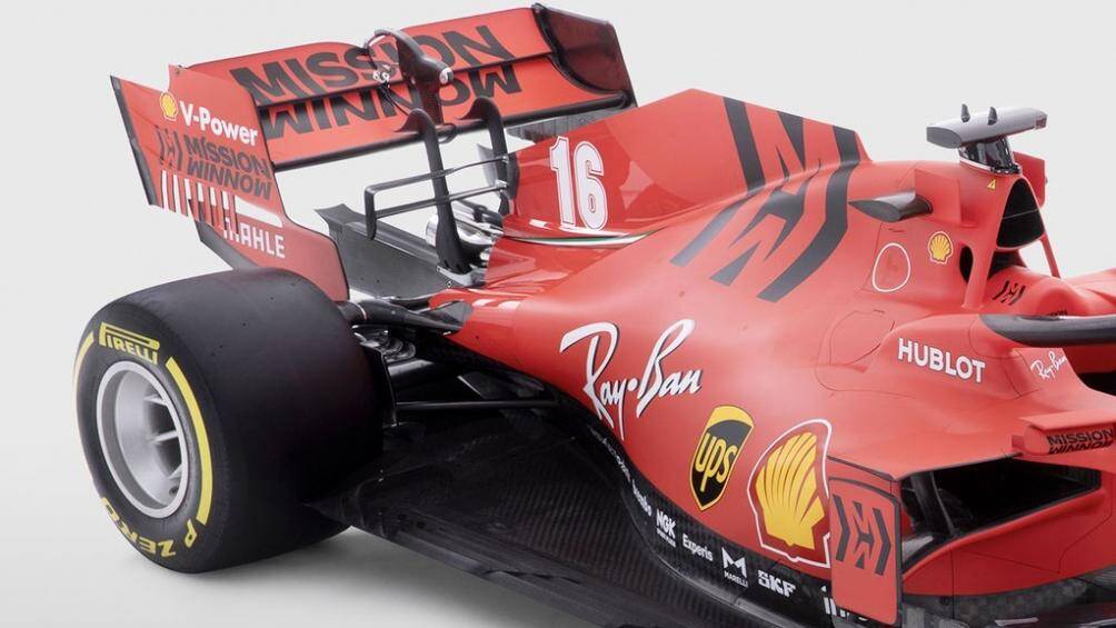 Chiếc Ferrari SF1000 sẽ chính thức lăn bánh lên sân đua đầu tiên vào dịp chạy thử trước chặng đấu ở đường đua Barcelona-Catalunya