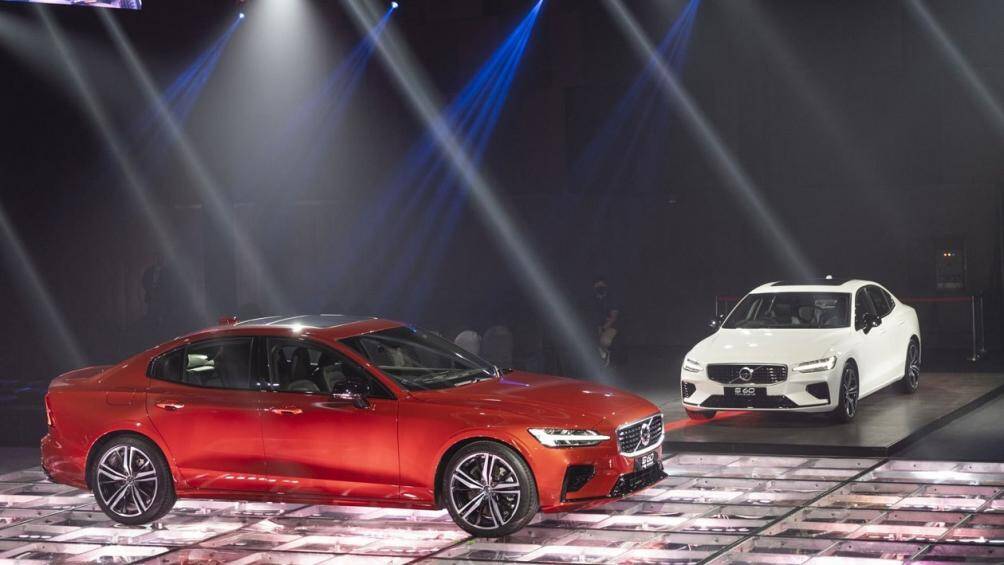 Volvo Thái Lan mới ra mắt mẫu sedan hạng sang S60 2020. Chiếc xe vẫn thuộc thế hệ thứ 3, tuy nhiên đã có nhiều sự đổi mới