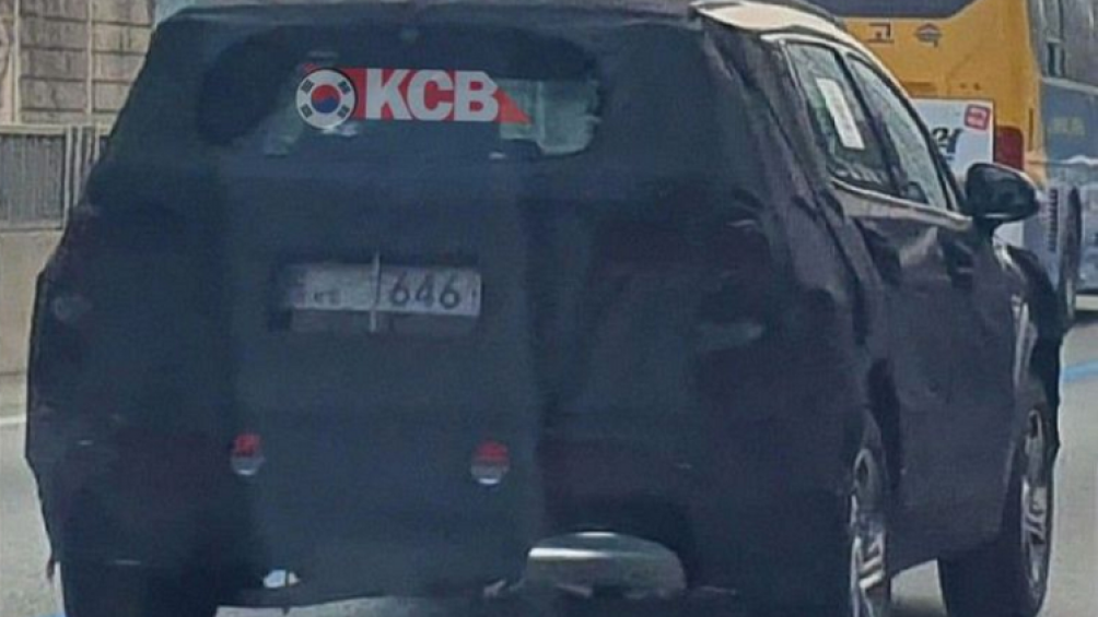 SantaFe 2021 hứa hẹn sẽ có thêm nhiều cấu hình động cơ điện, hybrid, plug-in hybrid. Các cấu hình động cơ xăng vẫn sẽ giữ nguyên thông số và tùy chọn
2