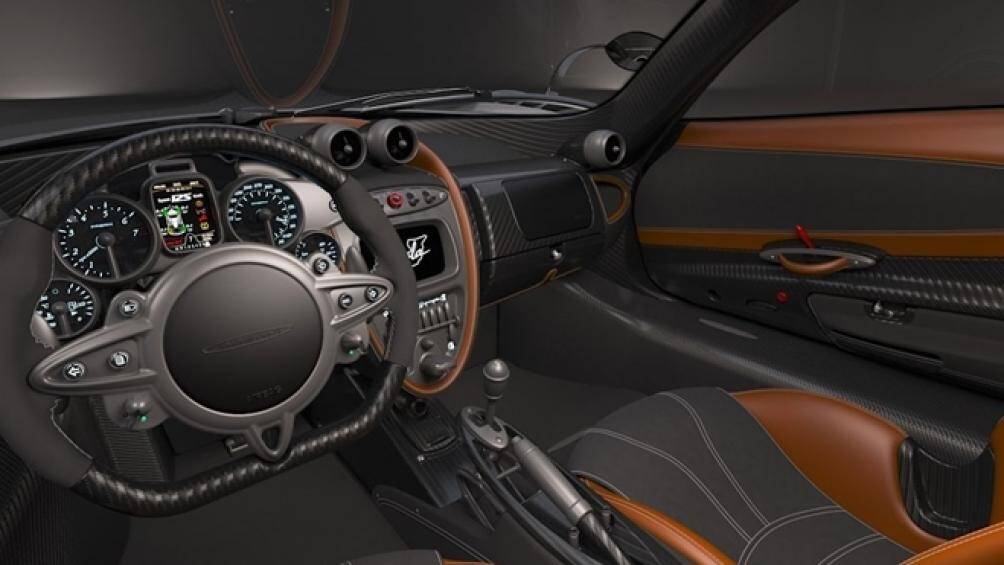 Những chi tiết này cùng với nhiều công nghệ bên trong giúp Huayra Imola trở thành chiếc xe thương mại nhanh nhất mà Pagani từng ra mắt