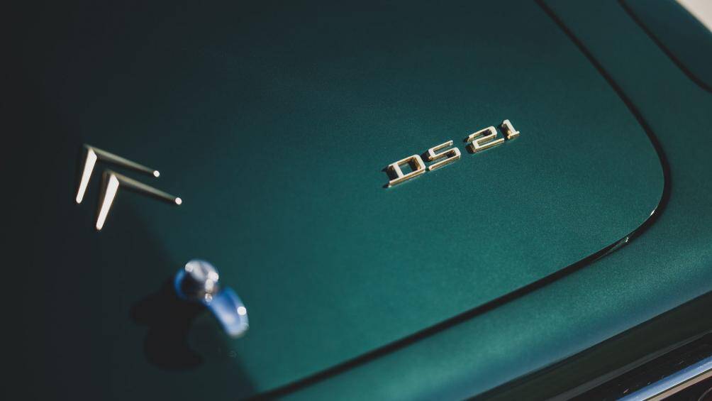 Logo xe Citroen DS21 Cabriolet