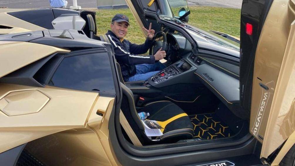 Chủ nhân của siêu phẩm Aventador SVJ Roadster là anh Vinh Hồ, hiện sinh sống tại Mỹ