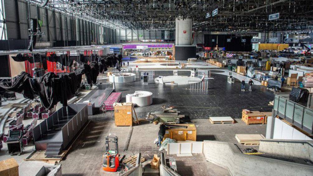 Nhiếp ảnh gia George Williams đã ghi lại những hình ảnh hoang vắng của sự kiện Geneva Motor Show 2020 đã bị hủy vào ngày 3/3 vừa qua