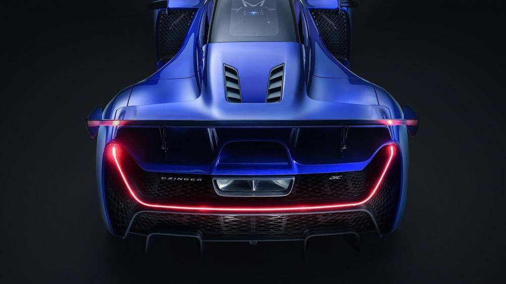 Xe có khả năng tăng tốc 0-100km/h trong 1,9 giây; 0-300-0km/h trong 15 giây và 0-400-0km/h trong 29 giây