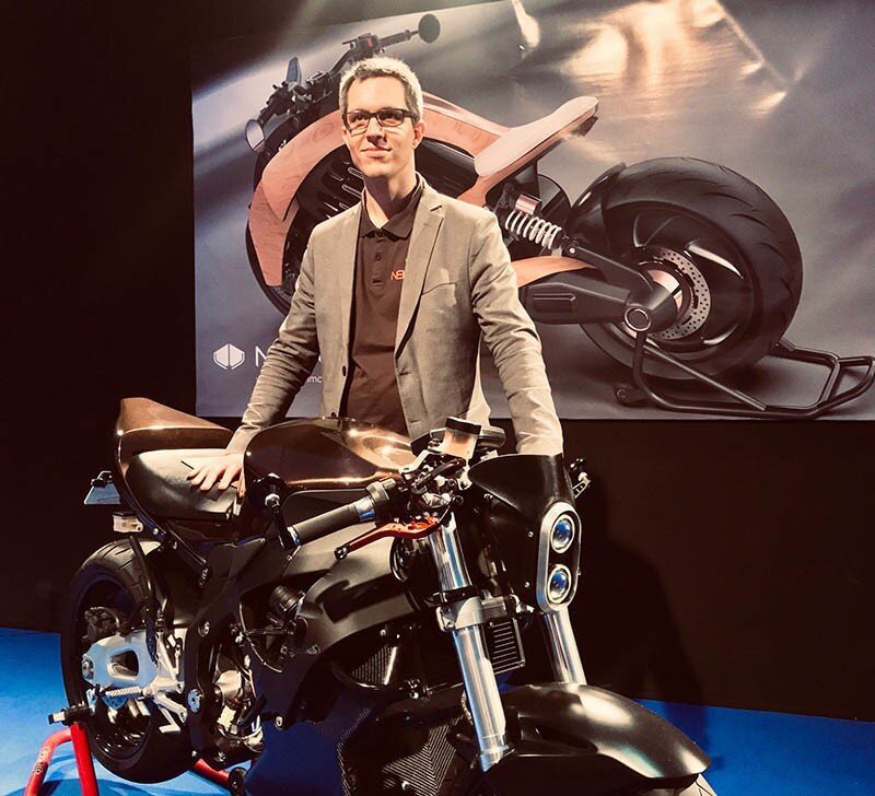 Thời gian dự kiến để giao xe là vào năm 2021