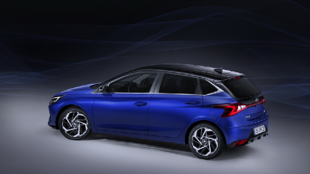 Xe được trang bị 2 phiên bản động cơ T-GDI dung tích 1.0L, sản sinh công suất tối đa 100 mã lực hoặc 120 mã lực cùng mô men xoắn cực đại 172 Nm