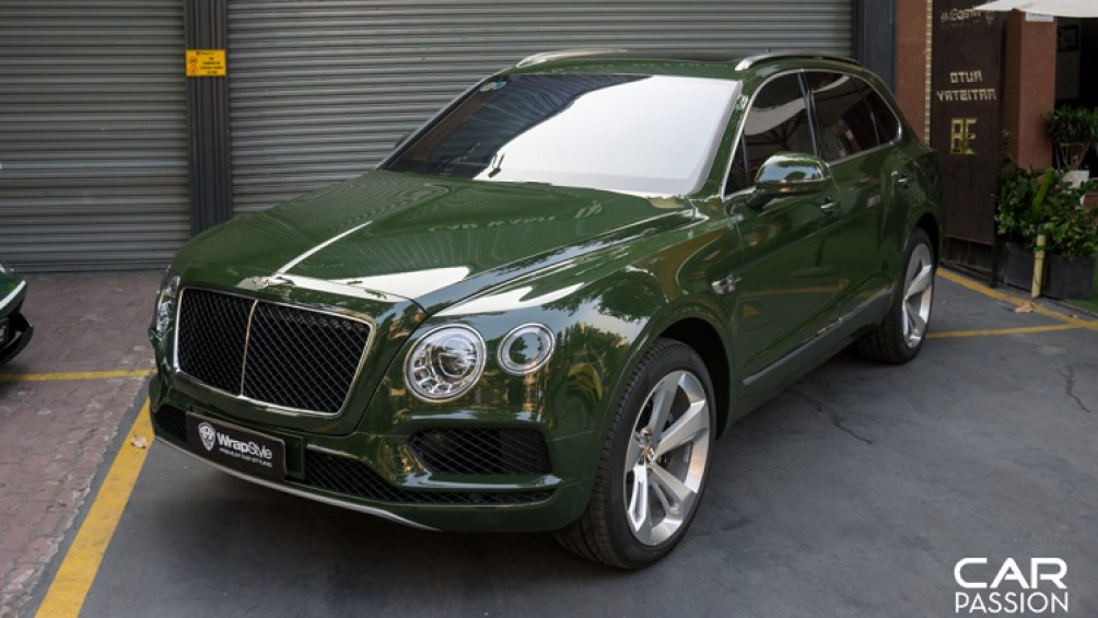 Không ít chủ nhân của mẫu SUV siêu sang này luôn tìm đến những cách thức để biến chiếc Bentayga của mình trở nên độc đáo hơn so với phần còn lại