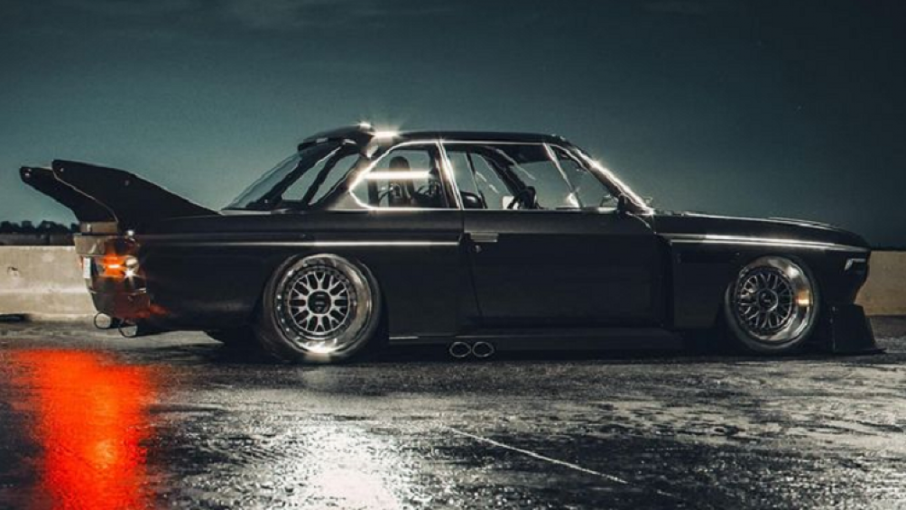 Những thay đổi trên BMW Batman từ 3.0 CSL này mang tới một diện mạo quá đỗi hấp dẫn và cuốn hút, đặc biệt là đối với các fan của siêu anh hùng Batman