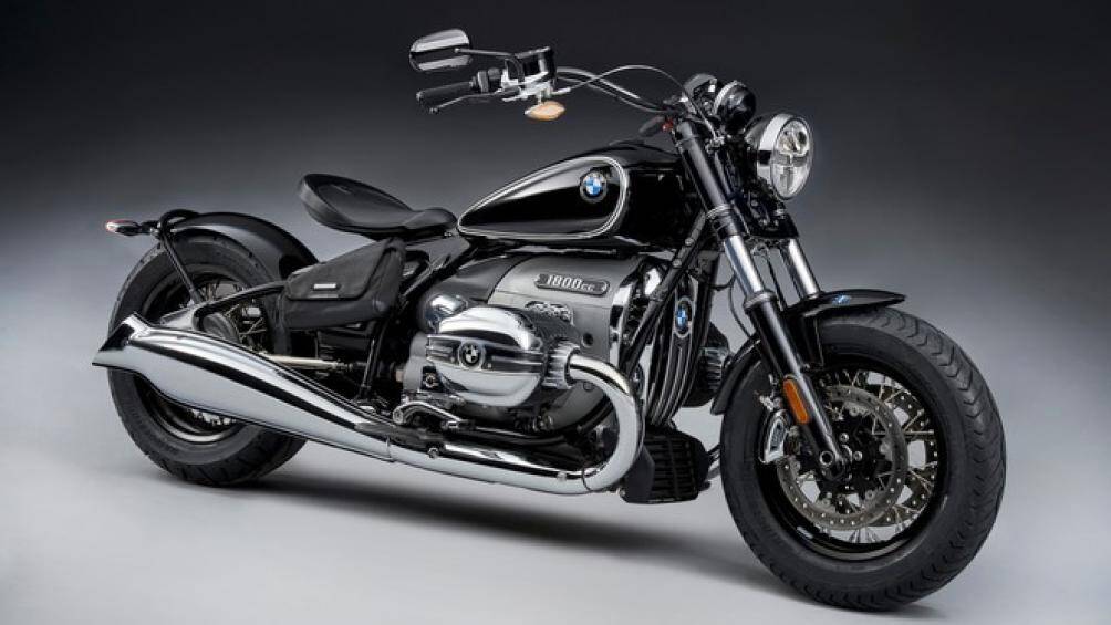 Dù BMW đã tránh lạm dụng các thiết bị công nghệ cao nhưng R18 vẫn được trang bị hệ thống ổn định điện tử tự động cũng như khởi hành ngang dốc và hỗ trợ lùi xe