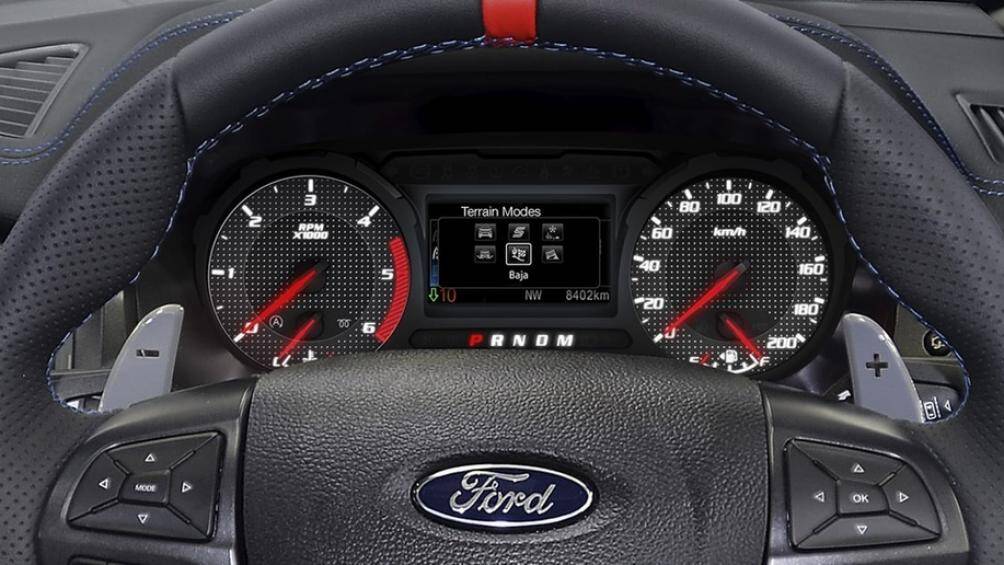 Tại Malaysia, Ford Ranger Raptor 2020 sẽ được phân phối với các màu xám, đen, trắng và màu xanh Ford Performance Blue thay cho màu xanh Lightning Blue