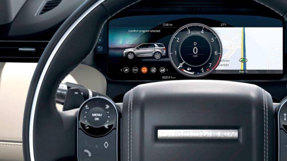 Khối pin cỡ nhỏ được bố trí bên dưới sàn xe có nhiệm vụ tích trữ năng lượng từ quá trình phanh phục hồi cũng như bổ sung sức mạnh khi xe tăng tốc