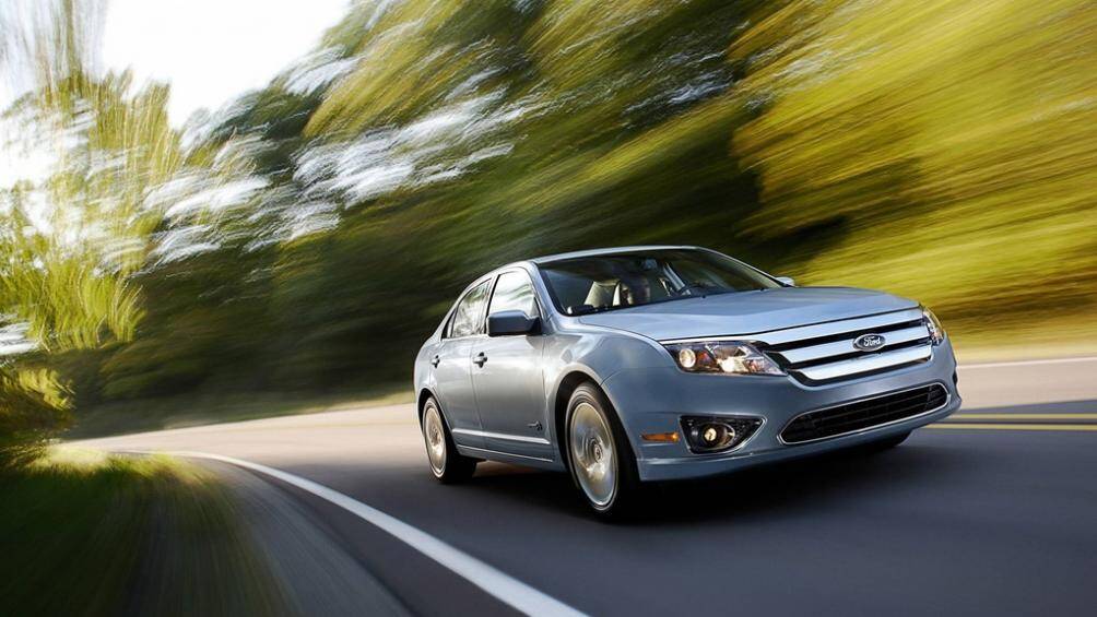 10. Ford Fusion Hybrid 2009
