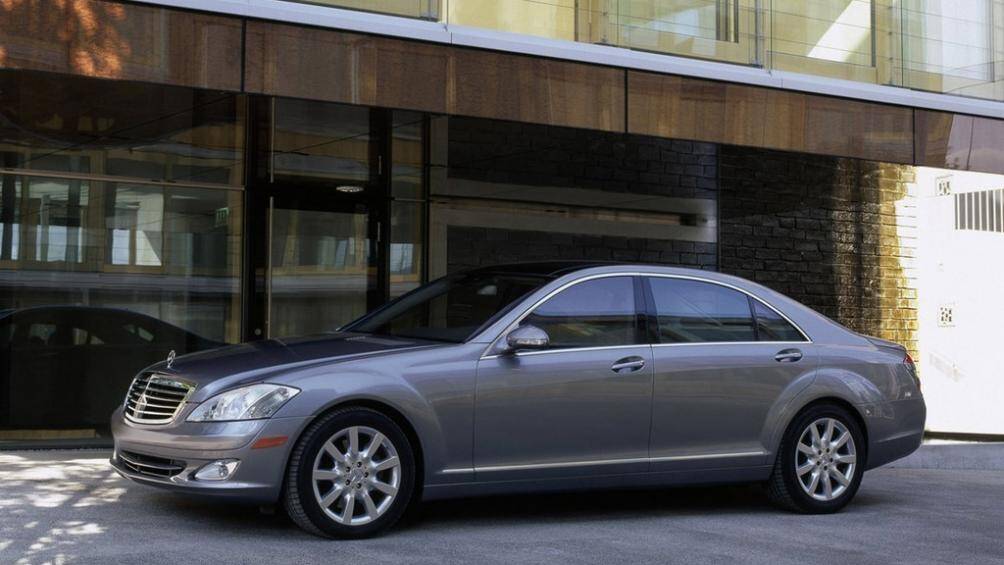 7. Mercedes-Benz S-Class 2007