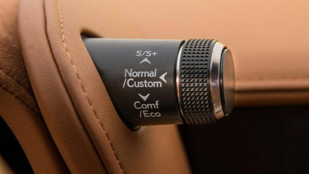 Điều này cho phép xe có khả năng tăng tốc từ 0 lên 96 km/h chỉ trong 4,4 giây