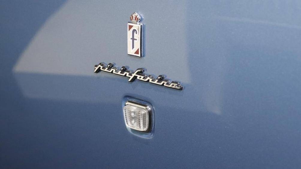 Ở thời điểm này, giá bán cho chiếc xe này ở vào mức 2 triệu USD, rẻ hơn một chút so với giá khi nó mới đặt chân đến đây