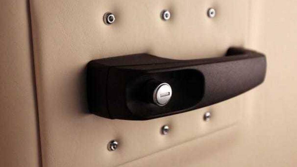 B7 là cấp độ chống đạn cao nhất mà khách hàng có thể lựa chọn cho phép bảo vệ người dùng khỏi đạn xuyên giáp