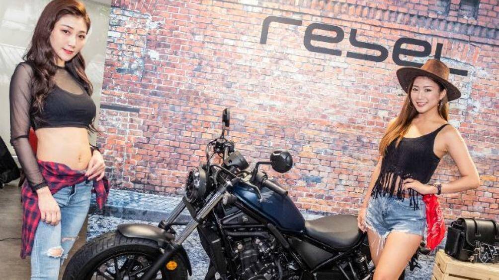 Honda Rebel 500 là chiếc xế nổ được thiết kế với phong cách độc đáo nhất hiện nay