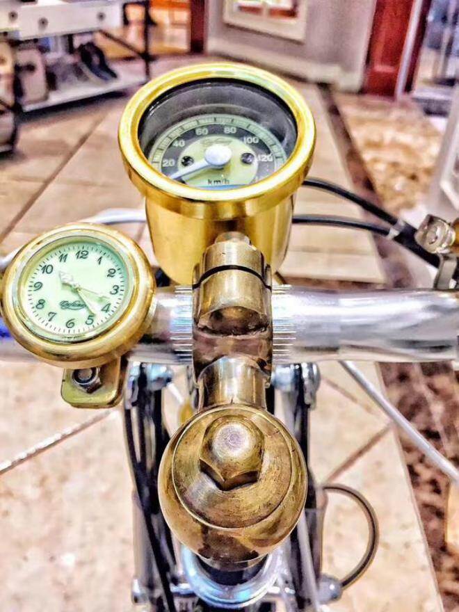 Dù sao Craftsman 1924 thiết kế kiểu xe đạp máy cũng đáng để chủ nhân tự hào vì đã sở hữu được “tổ tiên” của xe máy