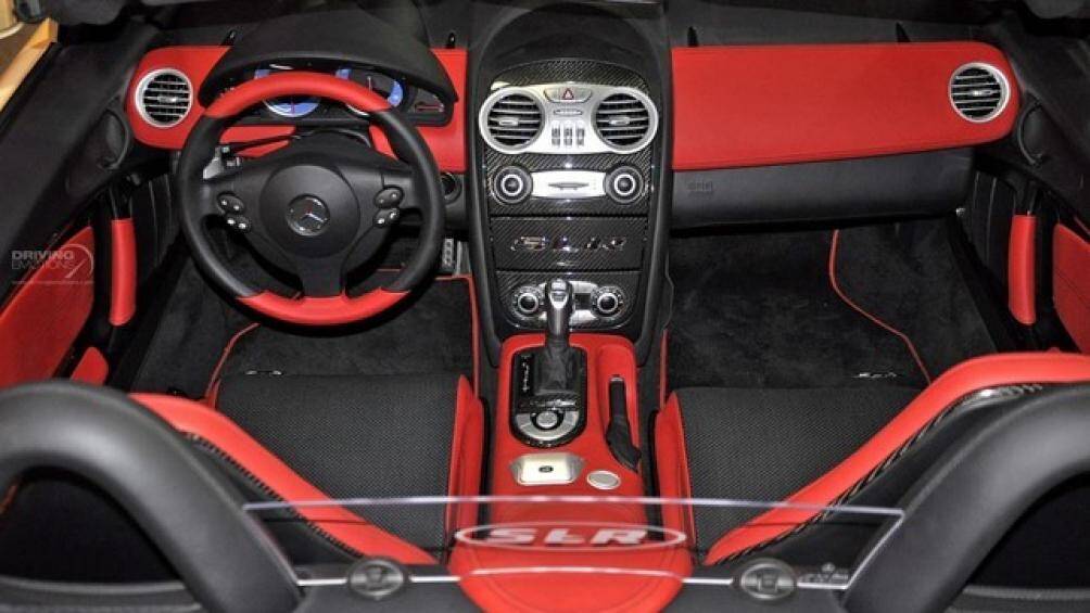 Xe có khả năng tăng tốc 0-100 km/h trong khoảng 3,6 giây và có thể đạt tốc độ tối đa lên tới 334 km/h