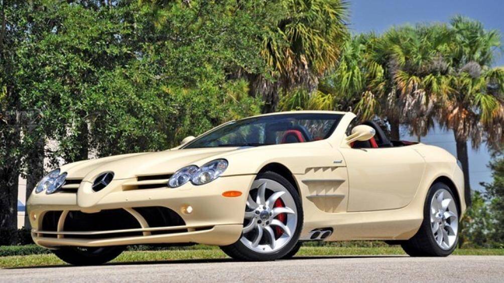Mercedes SLR McLaren chính thức được sản xuất và bán ra vào năm 2003 và kết thúc dây chuyền vào năm 2010