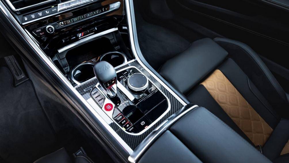 Khoảng sáng được hạ thấp khoảng 30mm nhờ sử dụng bộ phuộc mới đến từ KW