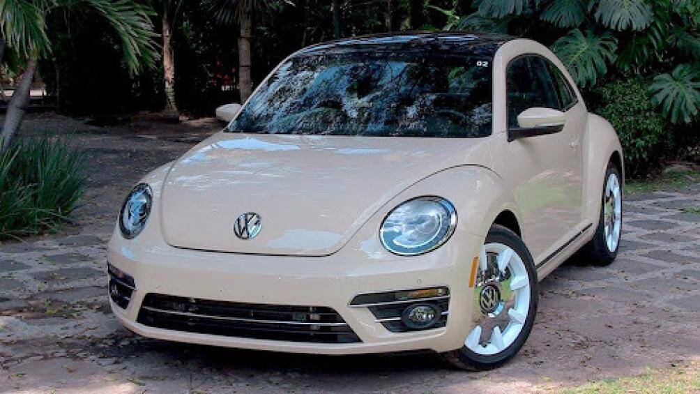 4. Volkswagen Beetle (23,5 triệu chiếc)