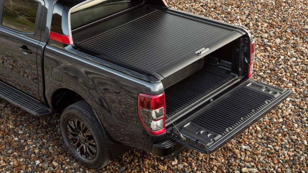 Xe được xây dựng dựa trên nền tảng của mẫu xe Ranger Wildtrack, Ford chỉ nâng cấp một số bộ phận cho xe