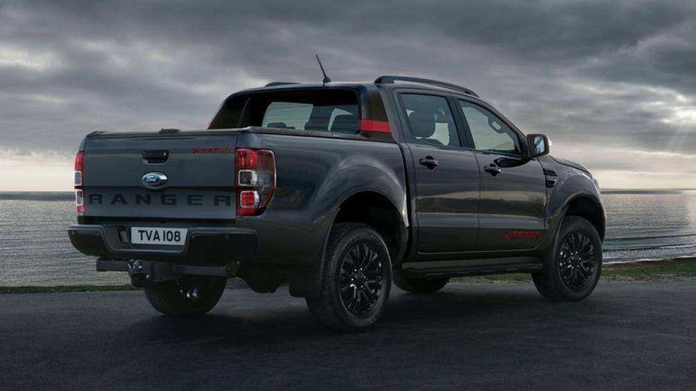 Xe sử dụng động cơ diesel EcoBlue bi-turbo 2.0L tương tự Ranger Raptor