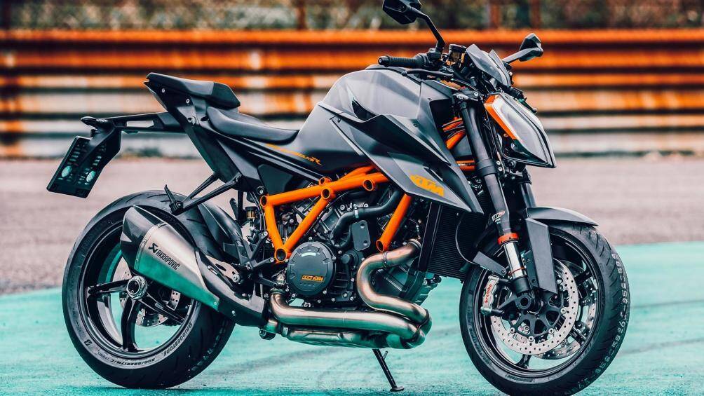 4. KTM 1290 Super Duke R 2020
