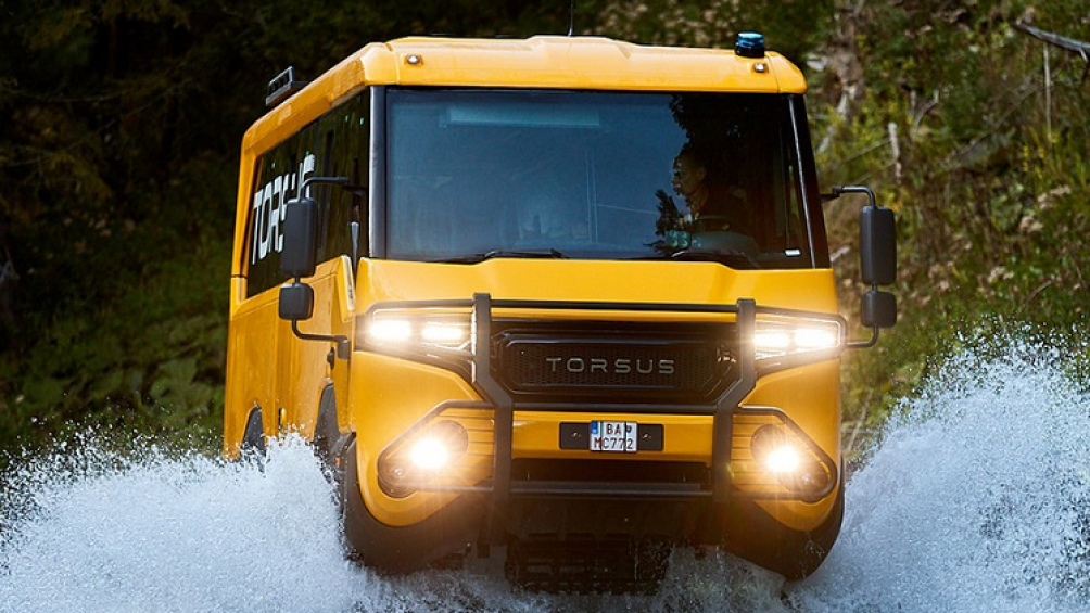 Torsus Praetorian 4x4 được trang bị một bộ lốp địa hình chắc khỏe cũng như lớp phủ sơn cấp độ quân sự trên vài phụ tùng khác