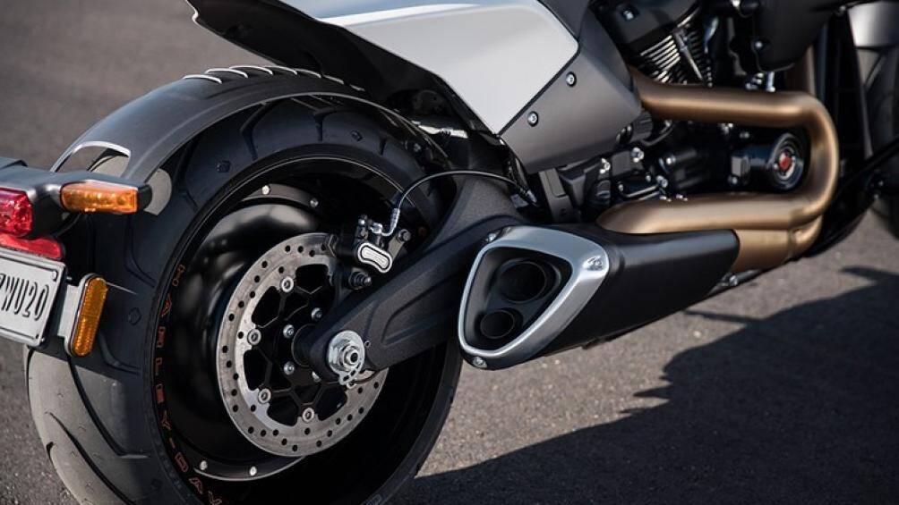 Sức mạnh của Harley-Davidson FXDR 114 vẫn đến từ khối động cơ Milwaukee-Eight 114, 4 van, V-Twin, dung tích 1.868 cc