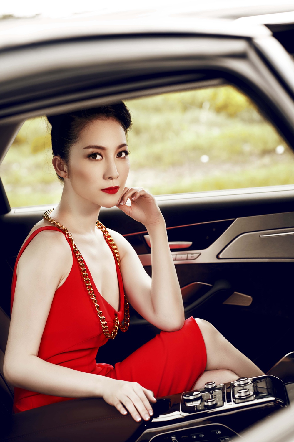 Khiến chiếc xe càng trở nên sang trọng hơn