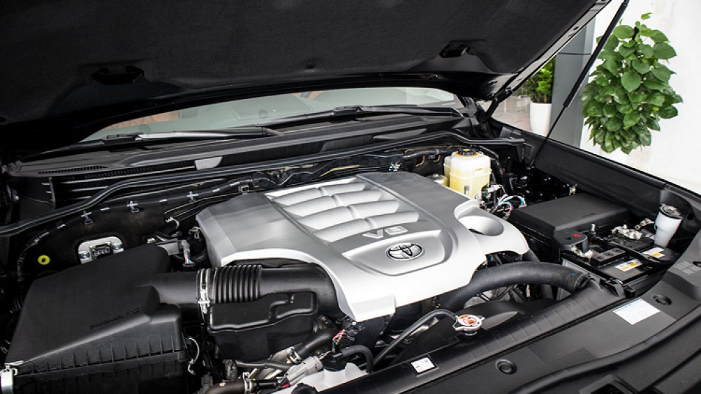 "Trái tim" xe Toyota Land Cruiser 2020 VX.S MBS nhập khẩu Trung Đông sở hữu động cơ V8 - 5.7L, 32 van cam kép cho công suất cực đại 381 mã lực