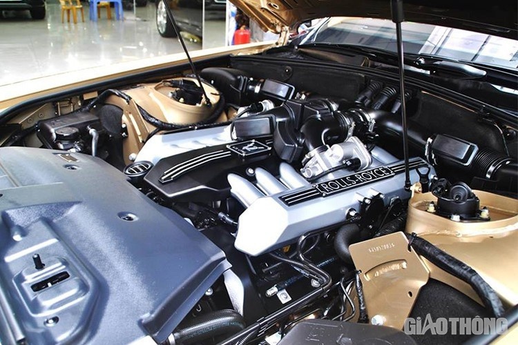 Phần động cơ trước khi bị thiêu rụi hoàn toàn