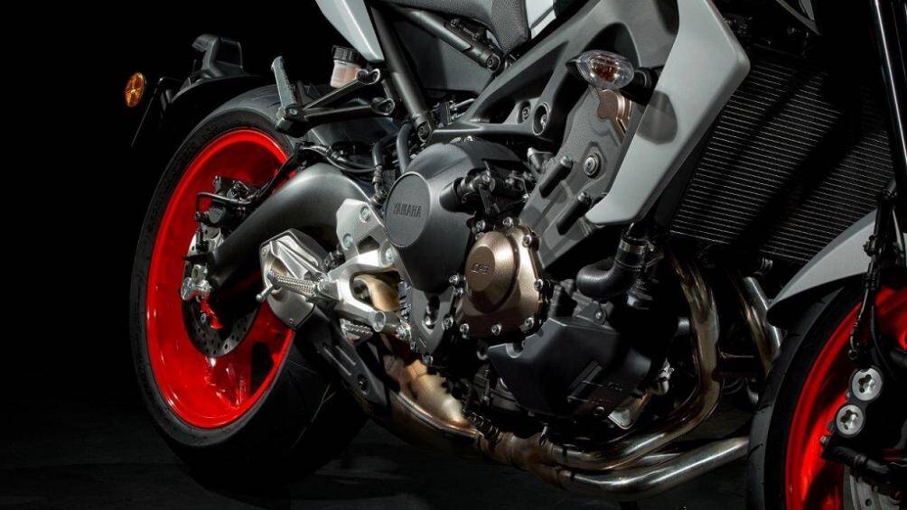 Đi kèm là bộ vành đúc kích thước 17 inch