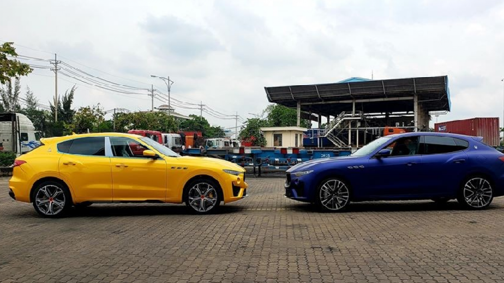 Mới đây, Maserati Việt Nam đã đưa về nước bộ đôi SUV Levante Trofeo cực hiếm, trong đó có một chiếc mang màu sơn vàng độc nhất vô nhị