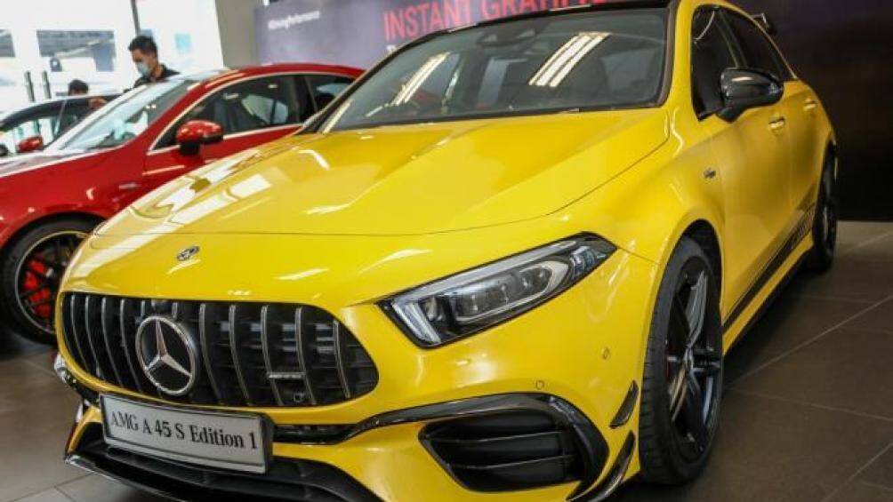 Xe dùng động cơ 4 xy-lanh thẳng hàng, kết hợp hộp số ly hợp kép AMG Speedshift 8DCT cho khả năng tăng tốc 0-100 km/h trong 3,9 giây, tốc độ tối đa 270 km/h