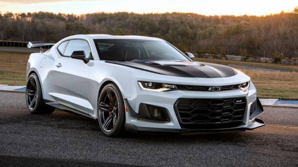 4. Chevrolet Camaro (doanh số: 54.081 chiếc)