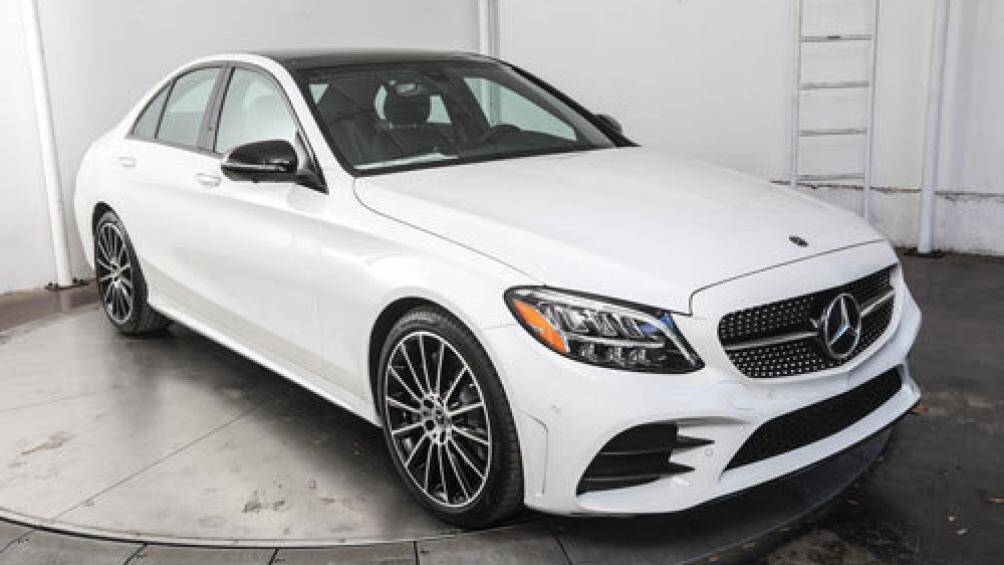 4. Mercedes-Benz C-Class (doanh số: 3.148 chiếc)