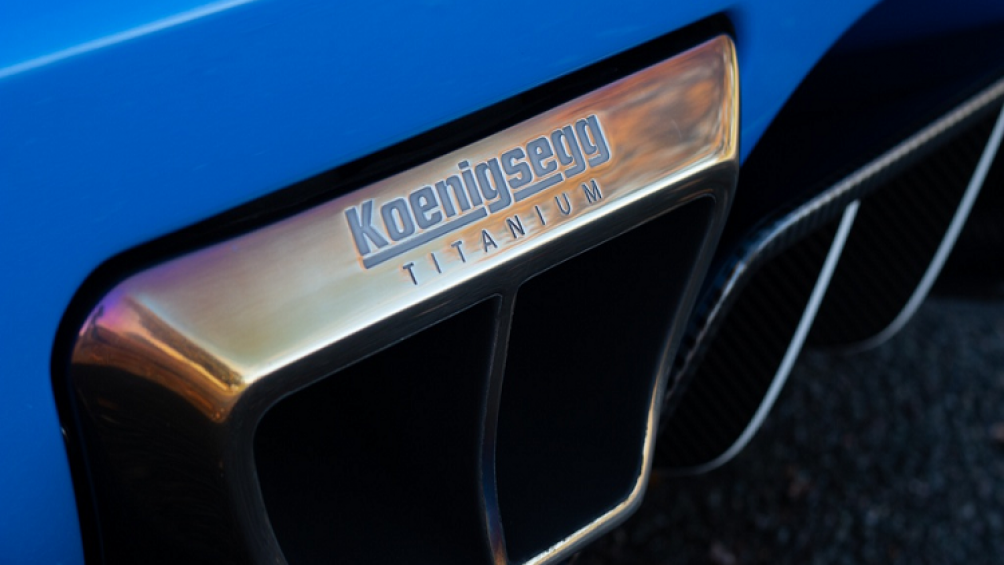 Tương tự những chiếc Agera RS khác, Agera RSN vẫn sử dụng động cơ V8 5.0L tăng áp kép, nhưng đã được tinh chỉnh để cho ra công suất 1.360 mã lực